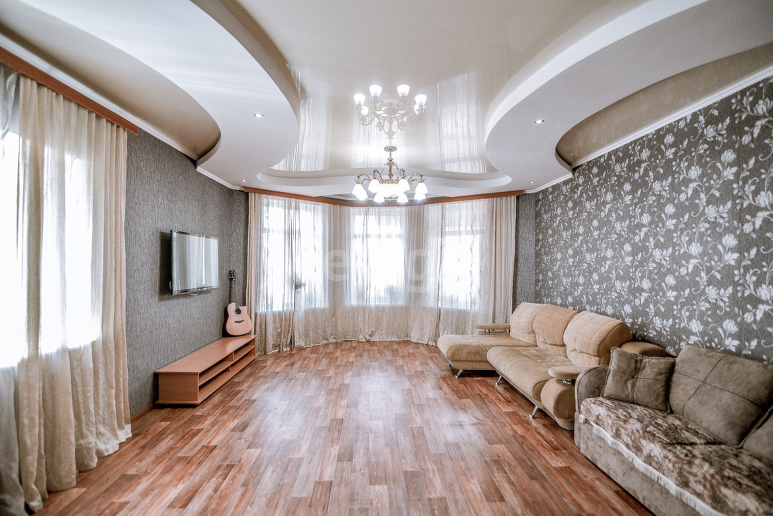 Продажа дома, 330м <sup>2</sup>, 10 сот., Южно-Сахалинск, Сахалинская область,  