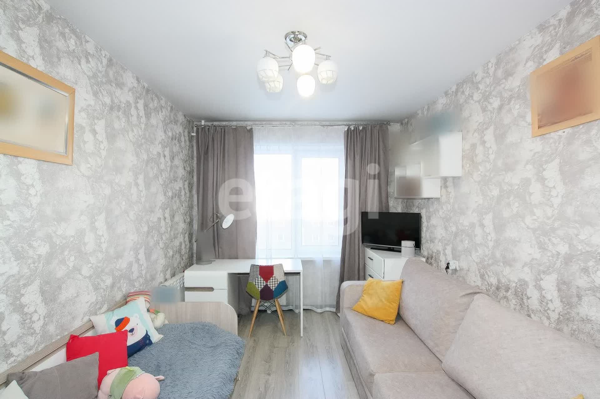 Продажа 3-комнатной квартиры, Улан-Удэ, Республика Бурятия,  Улан-Удэ