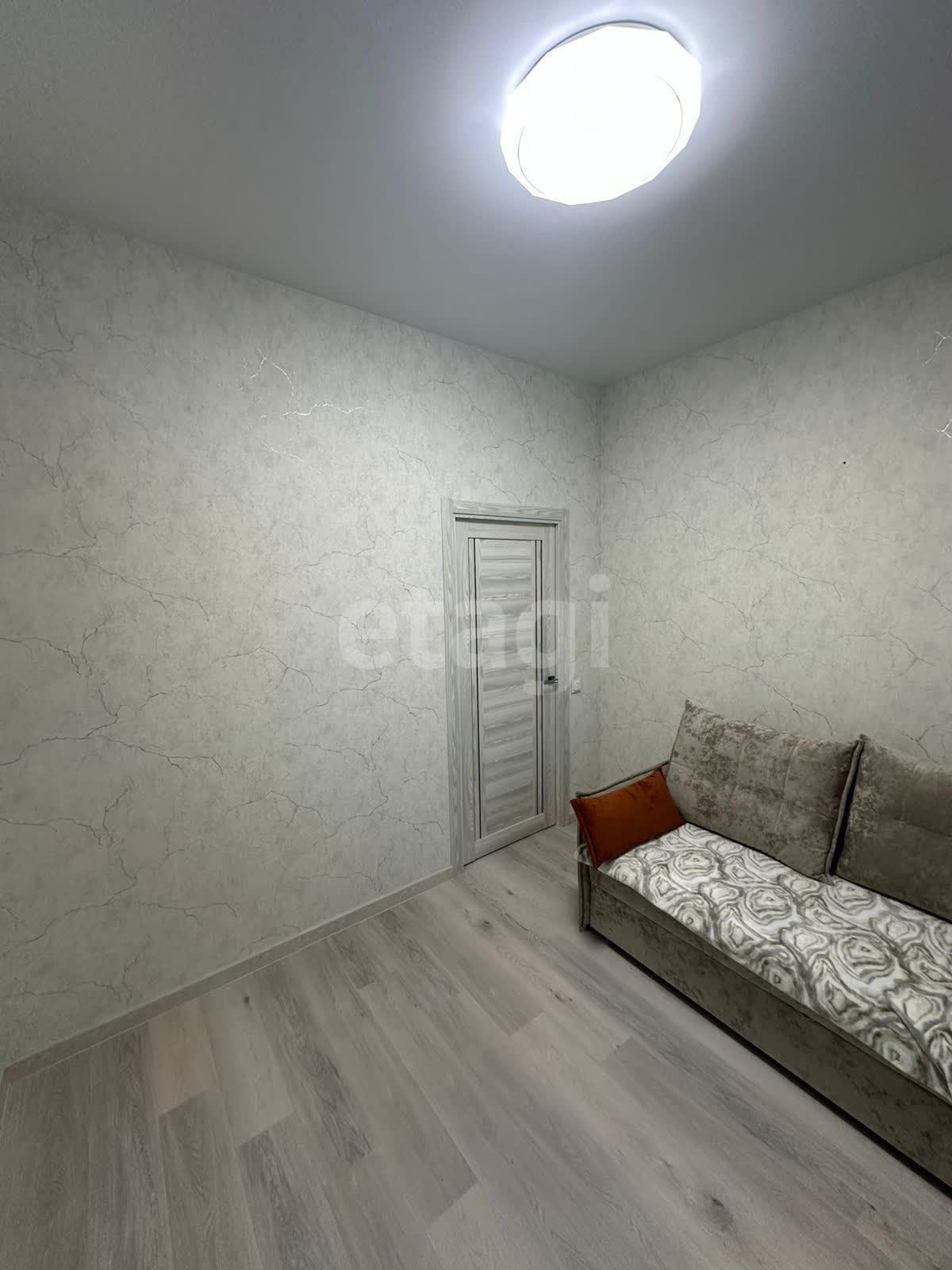 Продажа 2-комнатной квартиры, Южно-Сахалинск, Сахалинская область,  Южно-Сахалинск