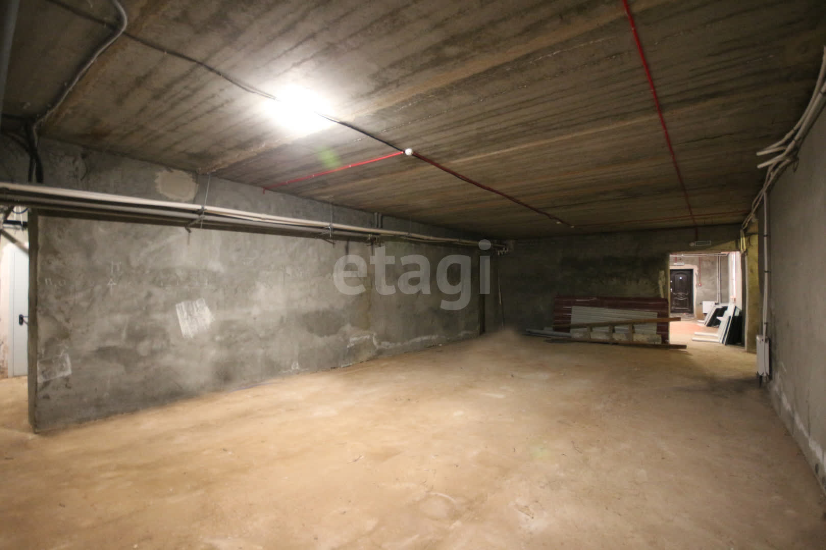 Аренда коммерческой недвижимости, 264м <sup>2</sup>, Новый Уренгой, Ямало-Ненецкий АО,  Новый Уренгой