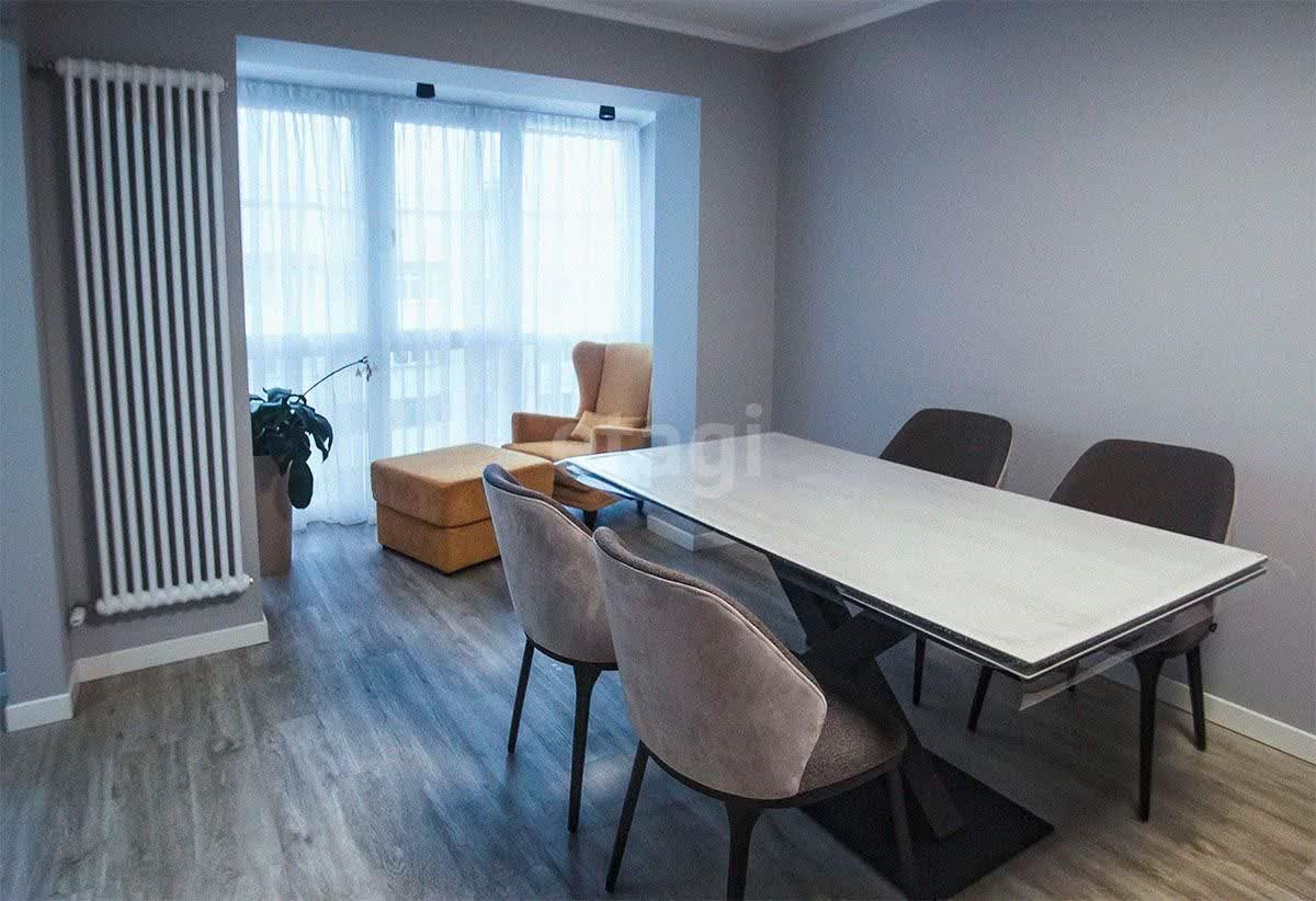 Продажа 3-комнатной квартиры, Южно-Сахалинск, Сахалинская область,  Южно-Сахалинск