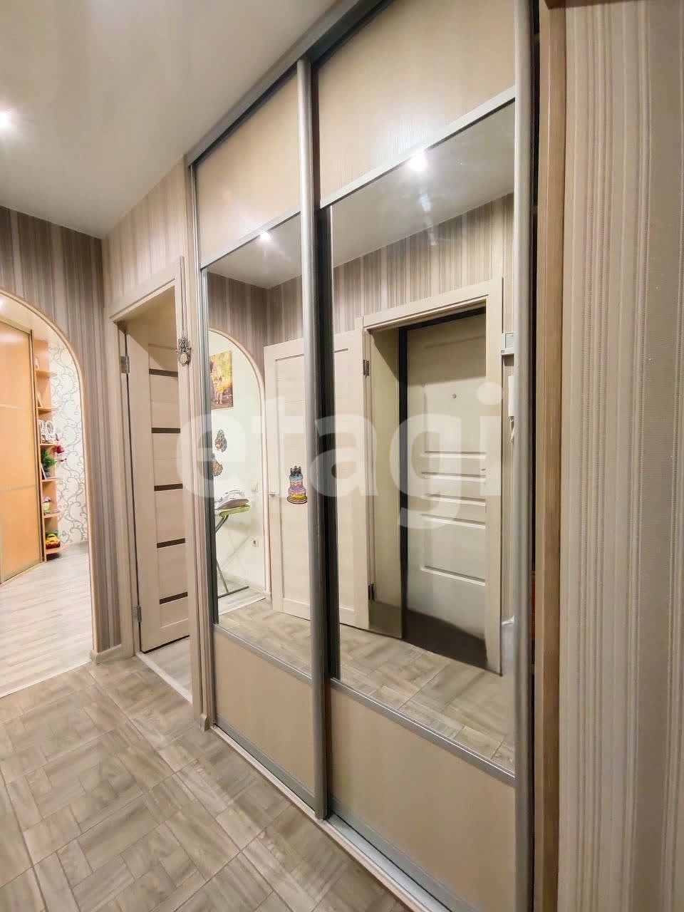 Продажа 2-комнатной квартиры, Улан-Удэ, Республика Бурятия,  Улан-Удэ