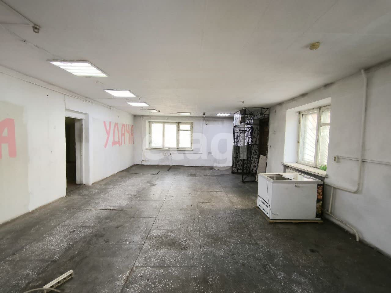 Продажа коммерческой недвижимости, 136м <sup>2</sup>, Улан-Удэ, Бурятия,  Улан-Удэ