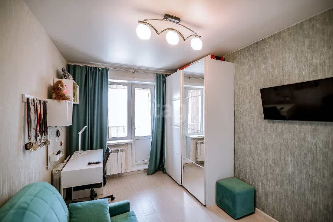 Продажа 3-комнатной квартиры, Южно-Сахалинск, Сахалинская область,  Южно-Сахалинск