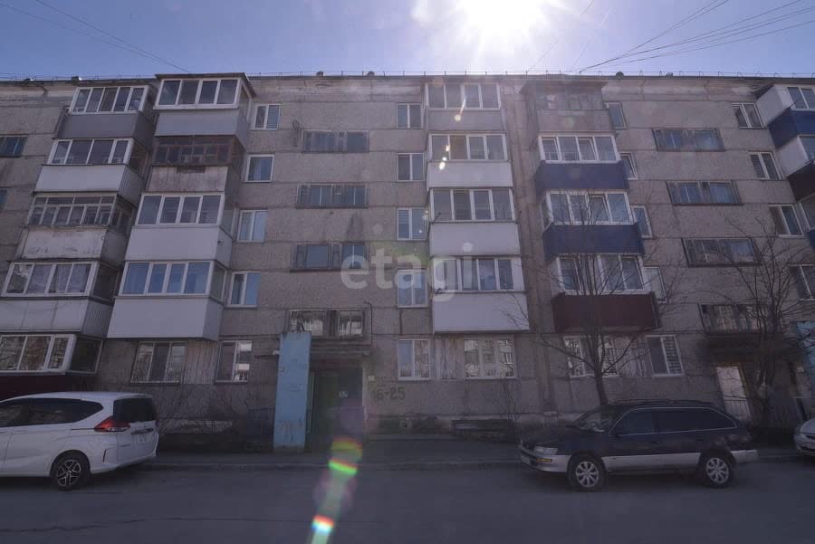 Продажа 4-комнатной квартиры, Южно-Сахалинск, Сахалинская область,  Южно-Сахалинск