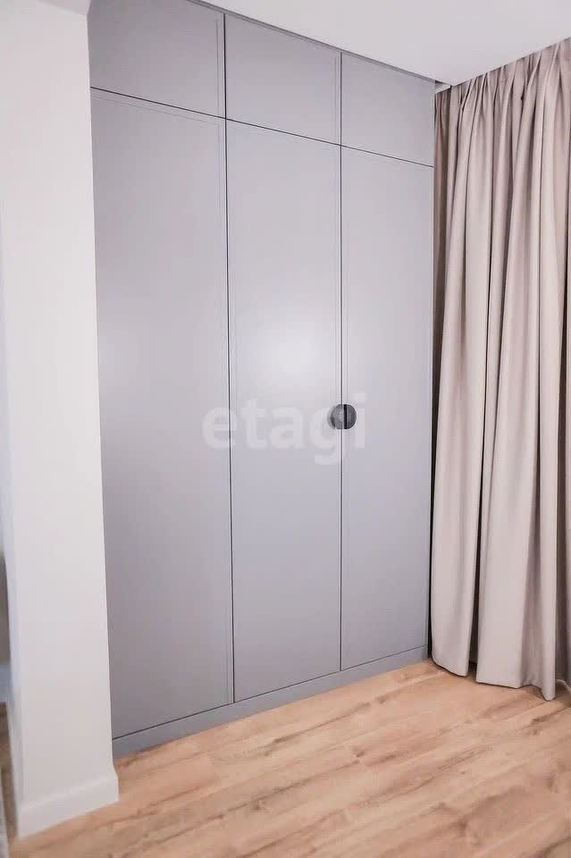 Продажа 3-комнатной квартиры, Улан-Удэ, Республика Бурятия,  Улан-Удэ