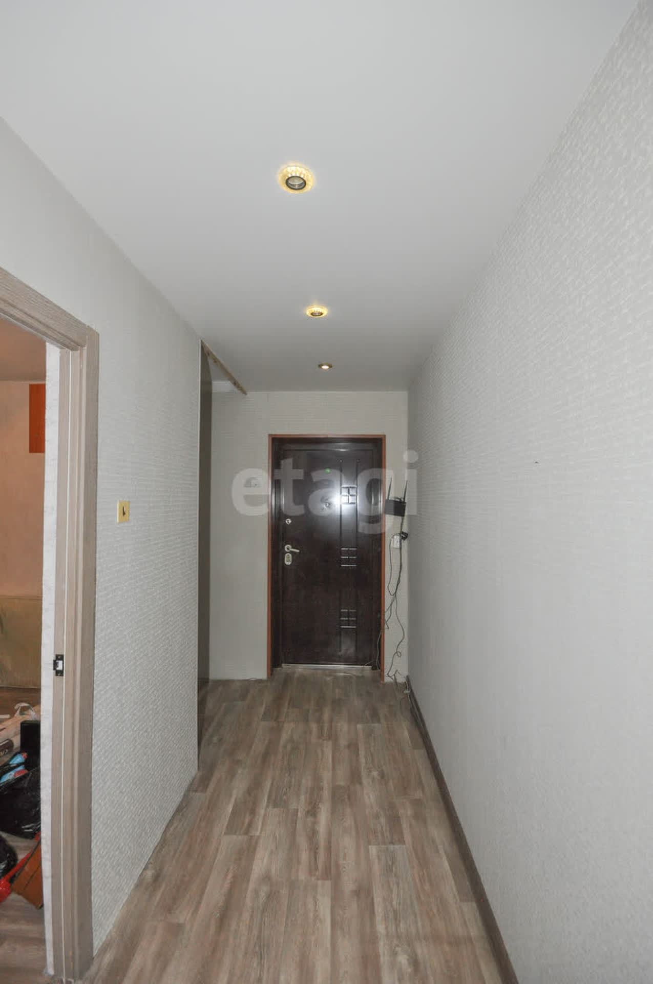 Продажа 2-комнатной квартиры, Южно-Сахалинск, Сахалинская область,  Южно-Сахалинск