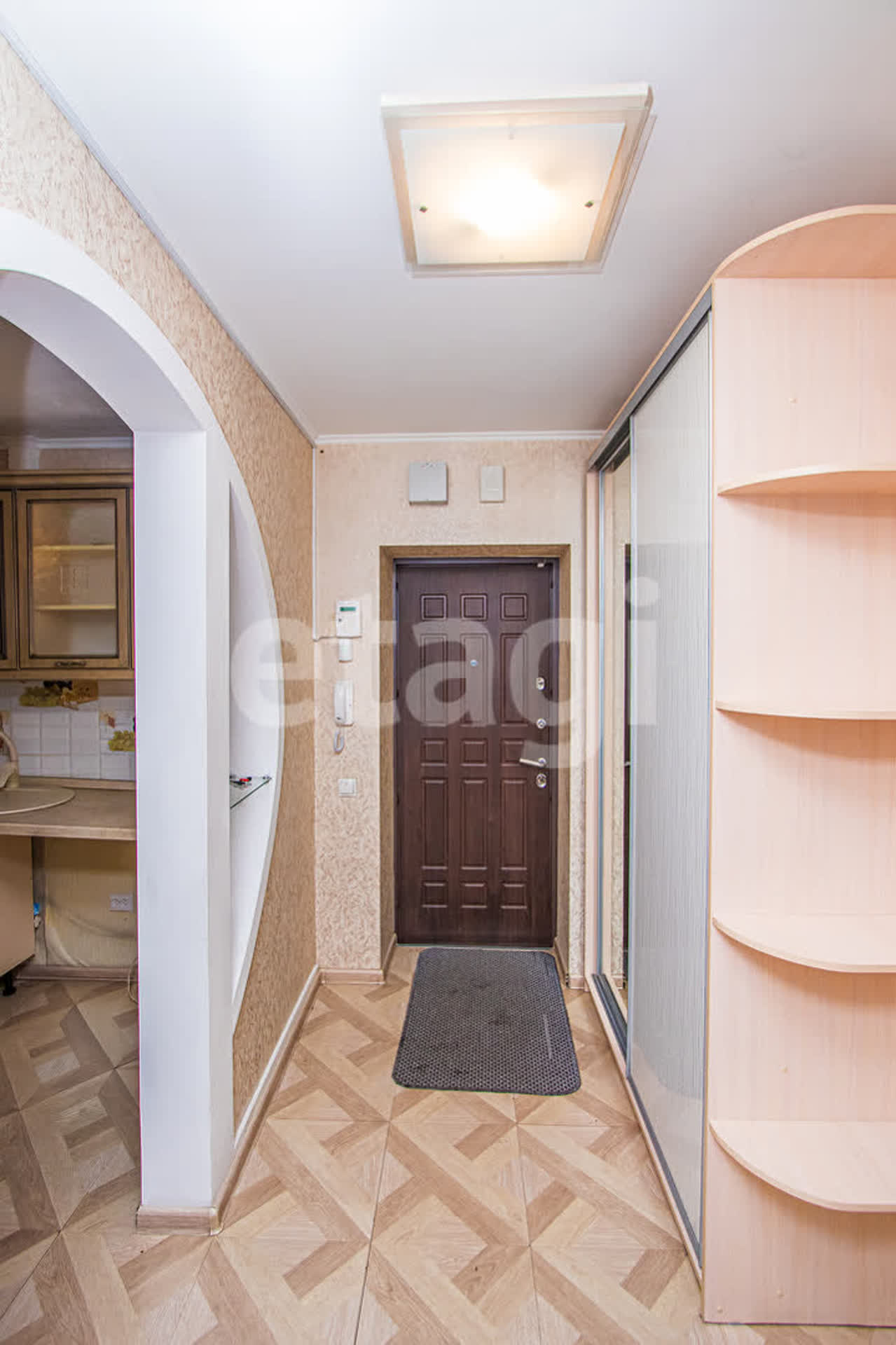 Продажа 3-комнатной квартиры, Улан-Удэ, Республика Бурятия,  Улан-Удэ