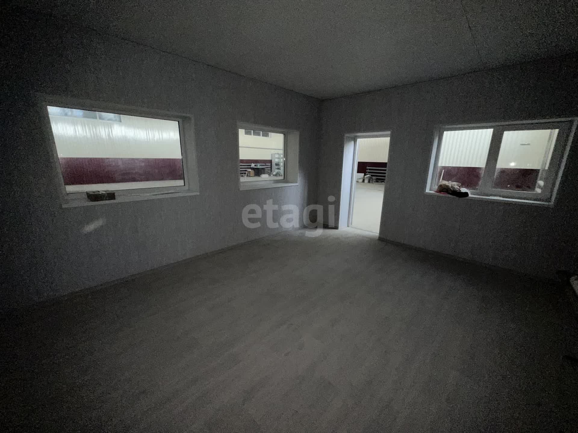 Аренда коммерческой недвижимости, 202м <sup>2</sup>, Новый Уренгой, Ямало-Ненецкий АО,  Новый Уренгой