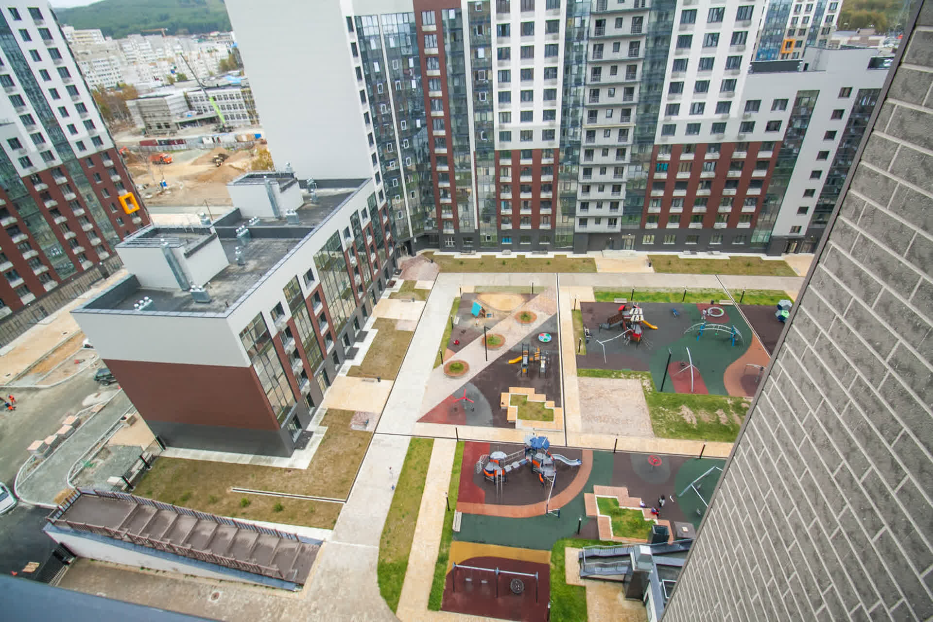 Продажа 3-комнатной квартиры, Южно-Сахалинск, Сахалинская область,  Южно-Сахалинск