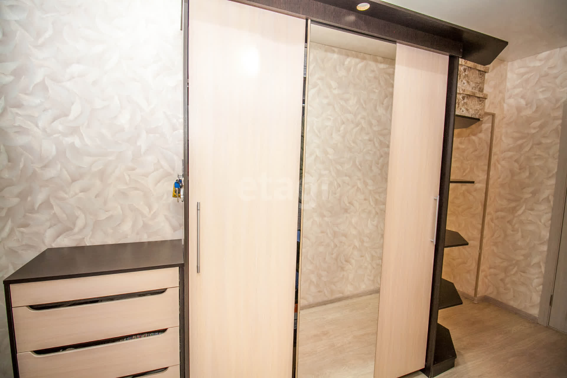 Продажа 2-комнатной квартиры, Южно-Сахалинск, Сахалинская область,  Южно-Сахалинск