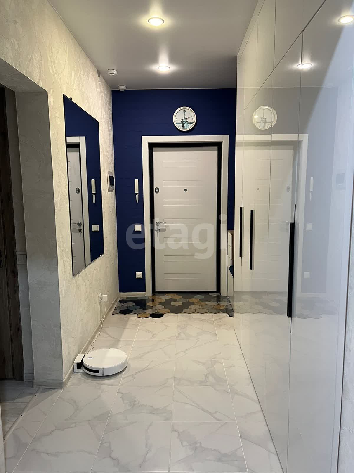 Продажа 3-комнатной квартиры, Южно-Сахалинск, Сахалинская область,  Южно-Сахалинск