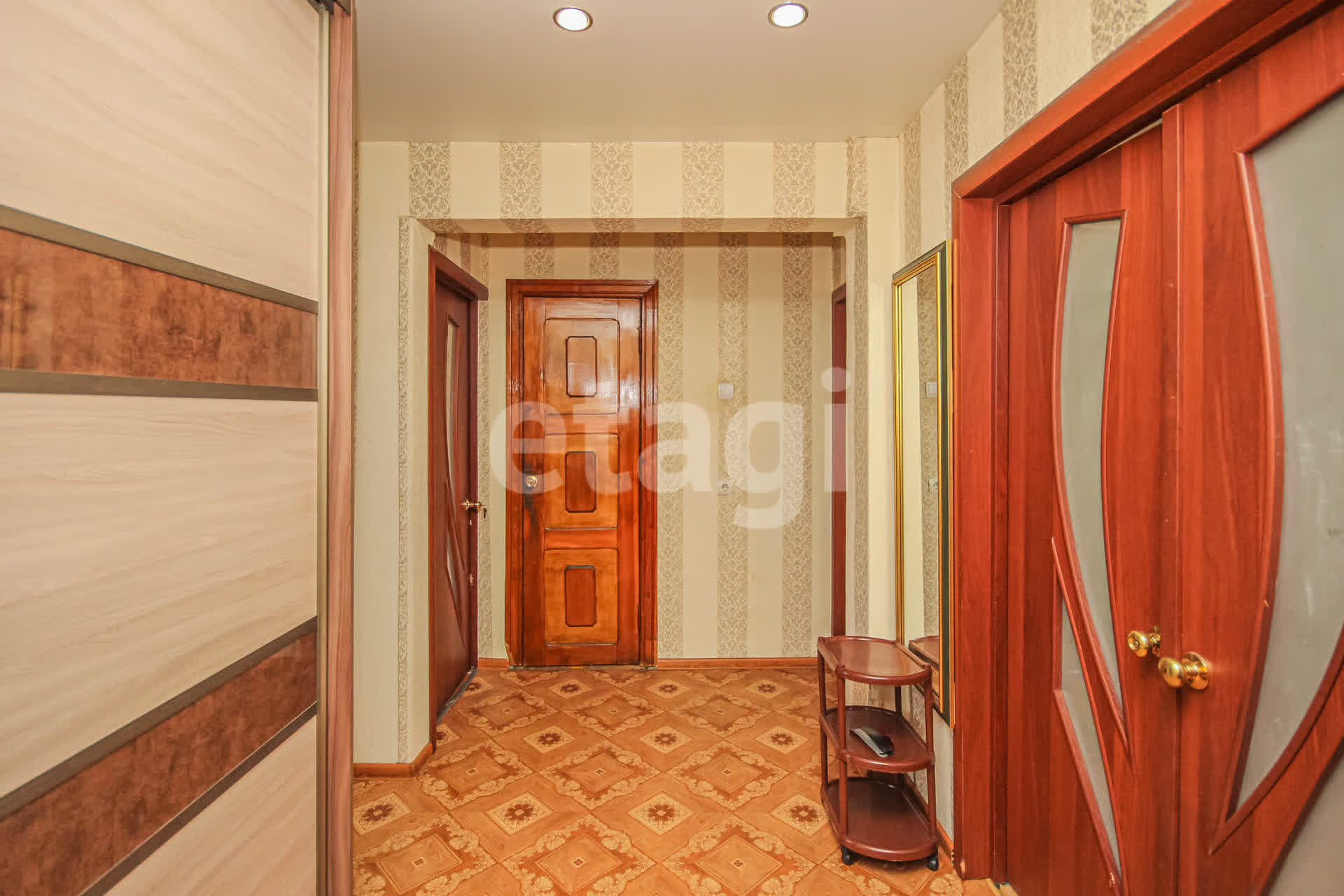 Продажа 3-комнатной квартиры, Улан-Удэ, Республика Бурятия,  Улан-Удэ