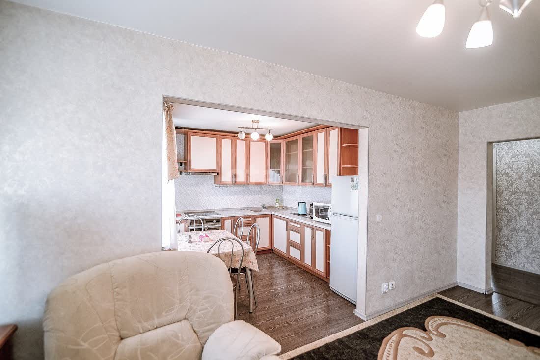 Продажа 2-комнатной квартиры, Южно-Сахалинск, Сахалинская область,  Южно-Сахалинск