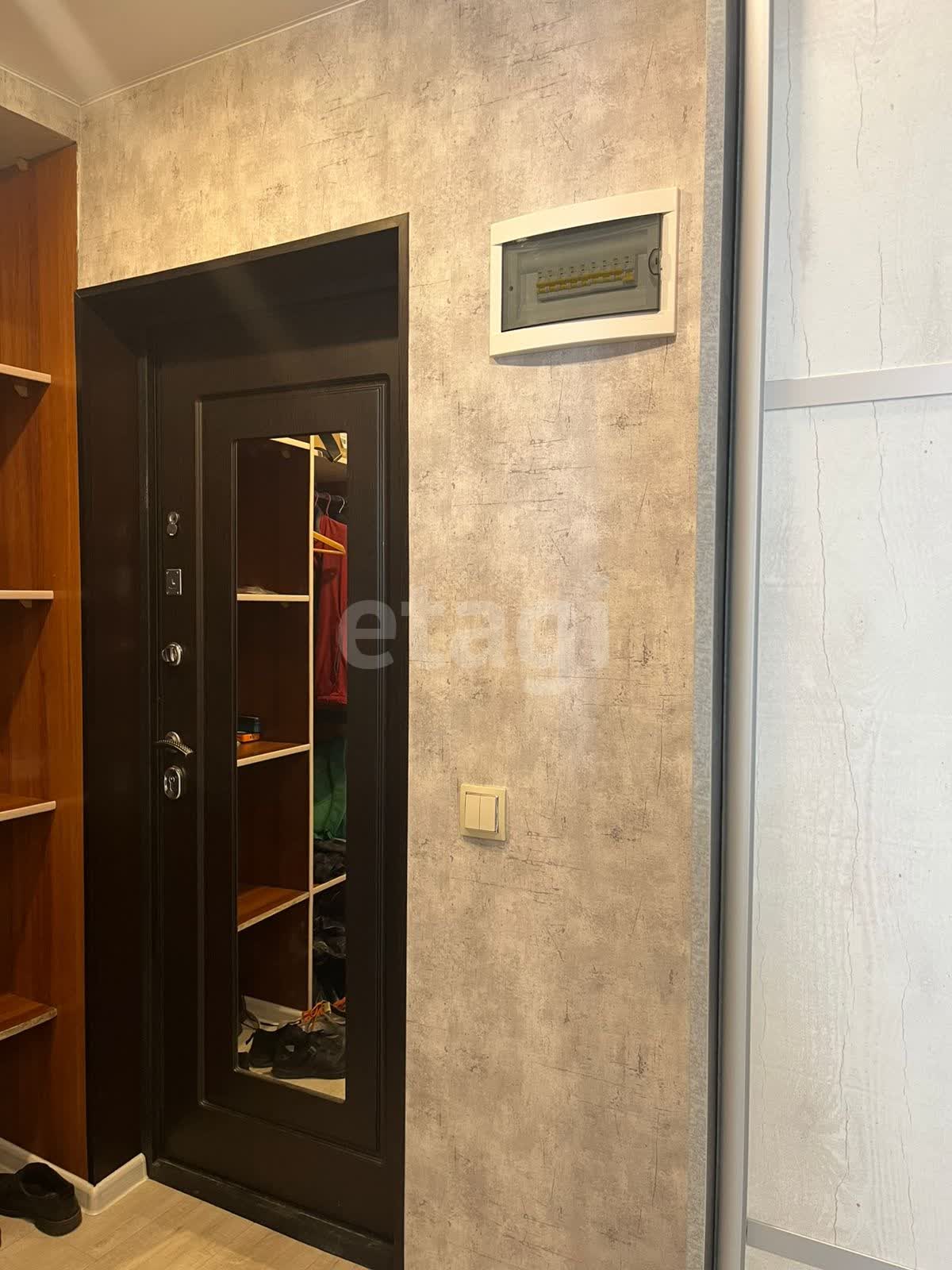 Продажа 2-комнатной квартиры, Южно-Сахалинск, Сахалинская область,  Южно-Сахалинск