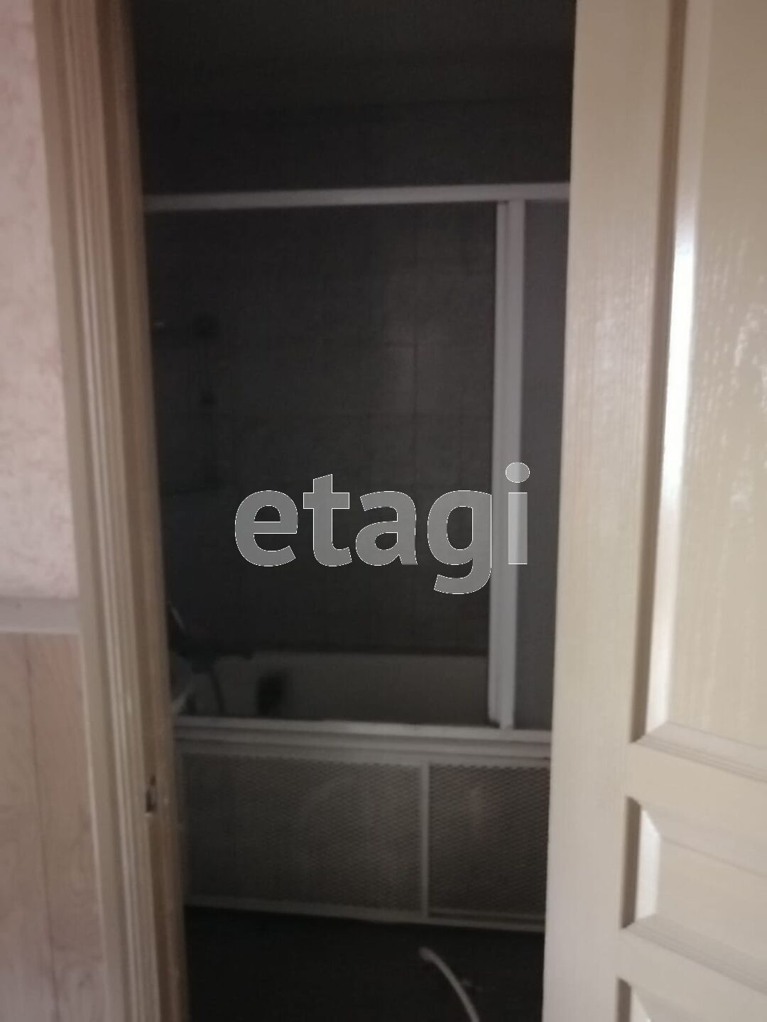 Продажа 4-комнатной квартиры, Южно-Сахалинск, Сахалинская область,  Южно-Сахалинск