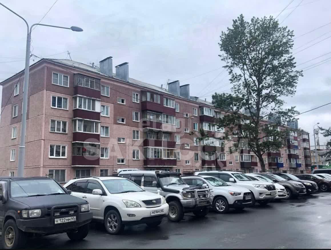 Продажа 2-комнатной квартиры, Южно-Сахалинск, Сахалинская область,  Южно-Сахалинск