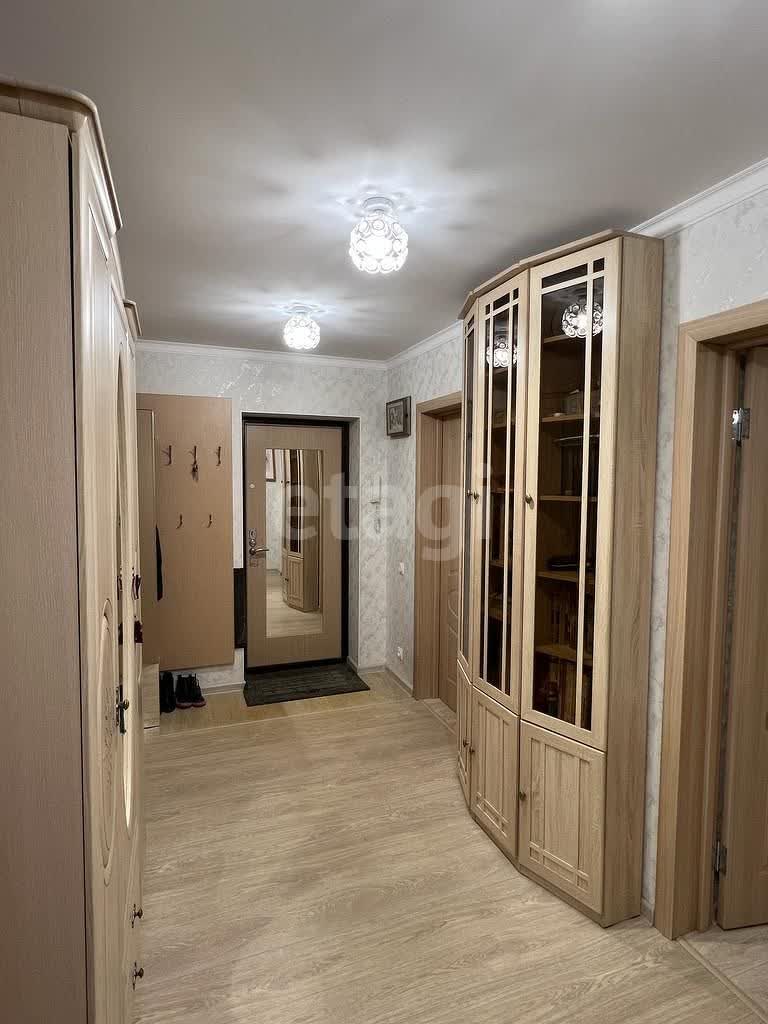 Продажа 3-комнатной квартиры, Южно-Сахалинск, Сахалинская область,  Южно-Сахалинск