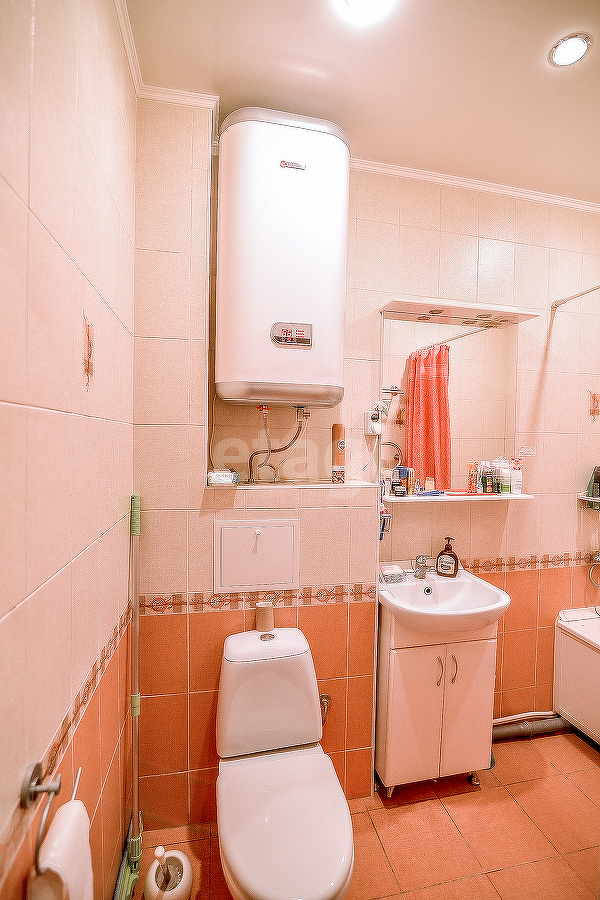 Продажа 2-комнатной квартиры, Южно-Сахалинск, Сахалинская область,  Южно-Сахалинск