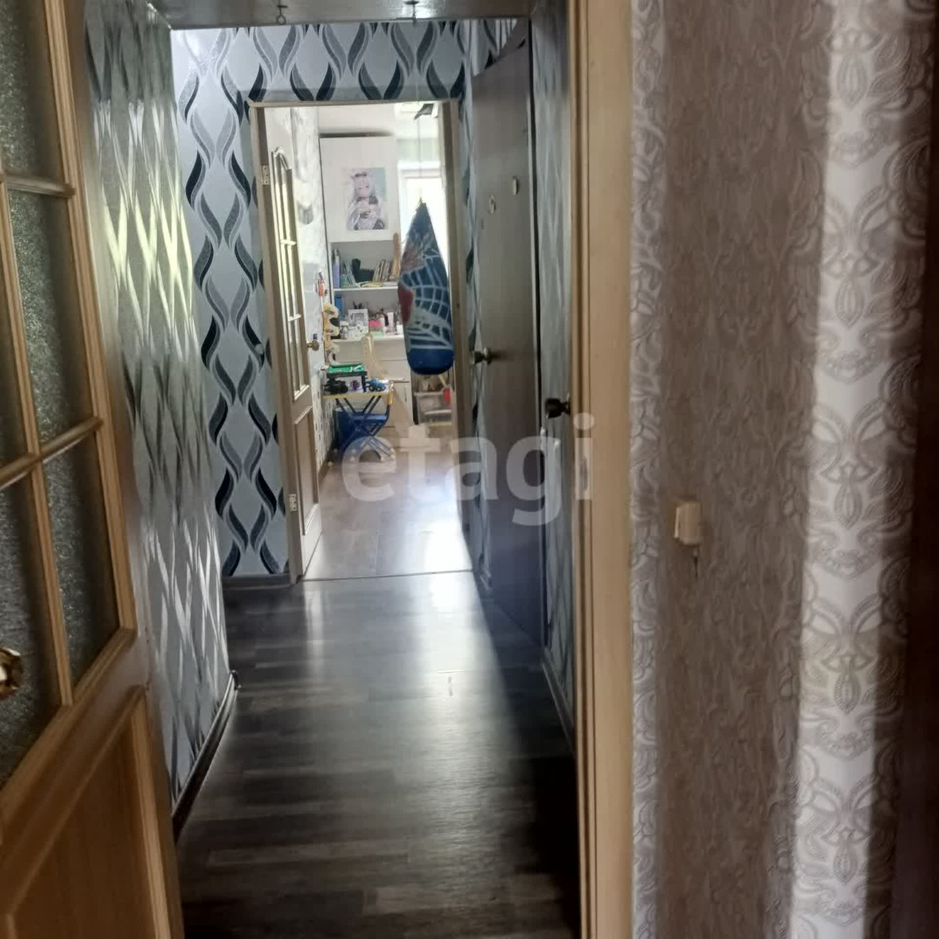 Продажа 3-комнатной квартиры, Улан-Удэ, Республика Бурятия,  Улан-Удэ