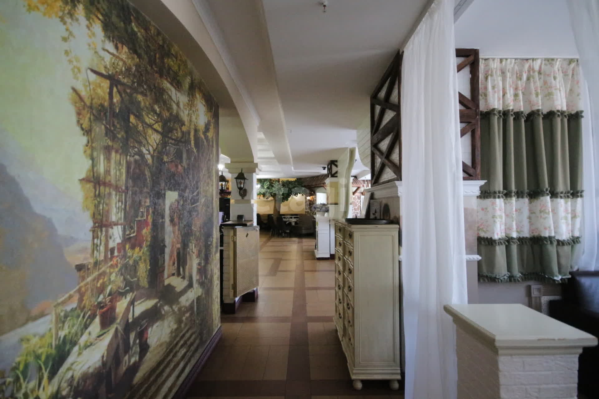 Аренда коммерческой недвижимости, 397м <sup>2</sup>, Новый Уренгой, Ямало-Ненецкий АО,  Новый Уренгой