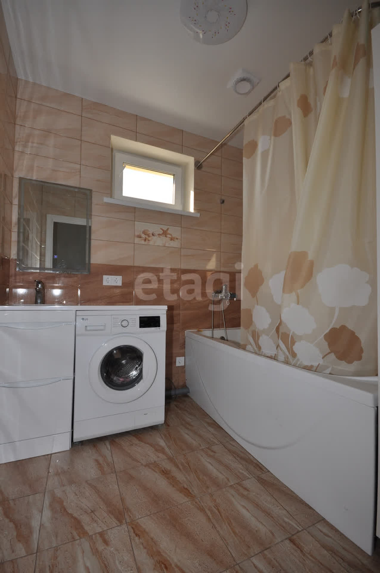 Продажа дома, 77м <sup>2</sup>, 15 сот., Южно-Сахалинск, Сахалинская область,  Южно-Сахалинск