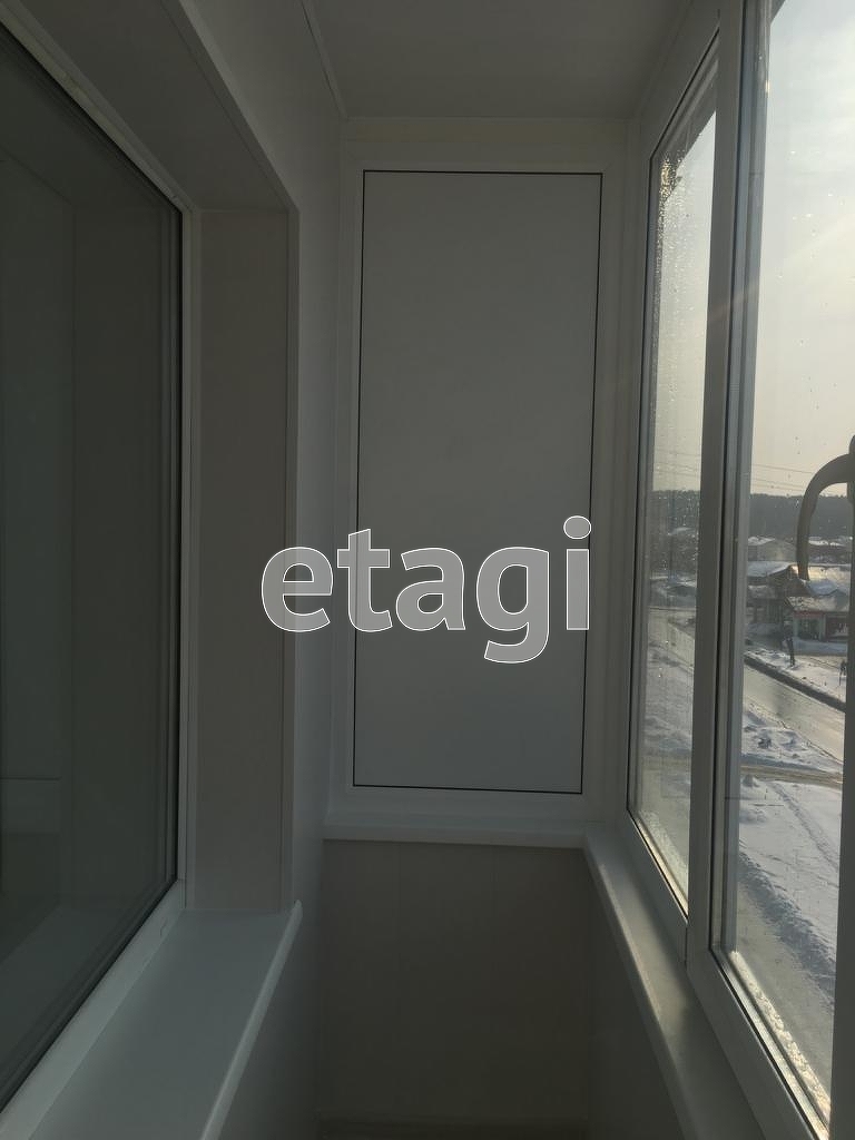 Продажа 2-комнатной квартиры, Южно-Сахалинск, Сахалинская область,  Южно-Сахалинск