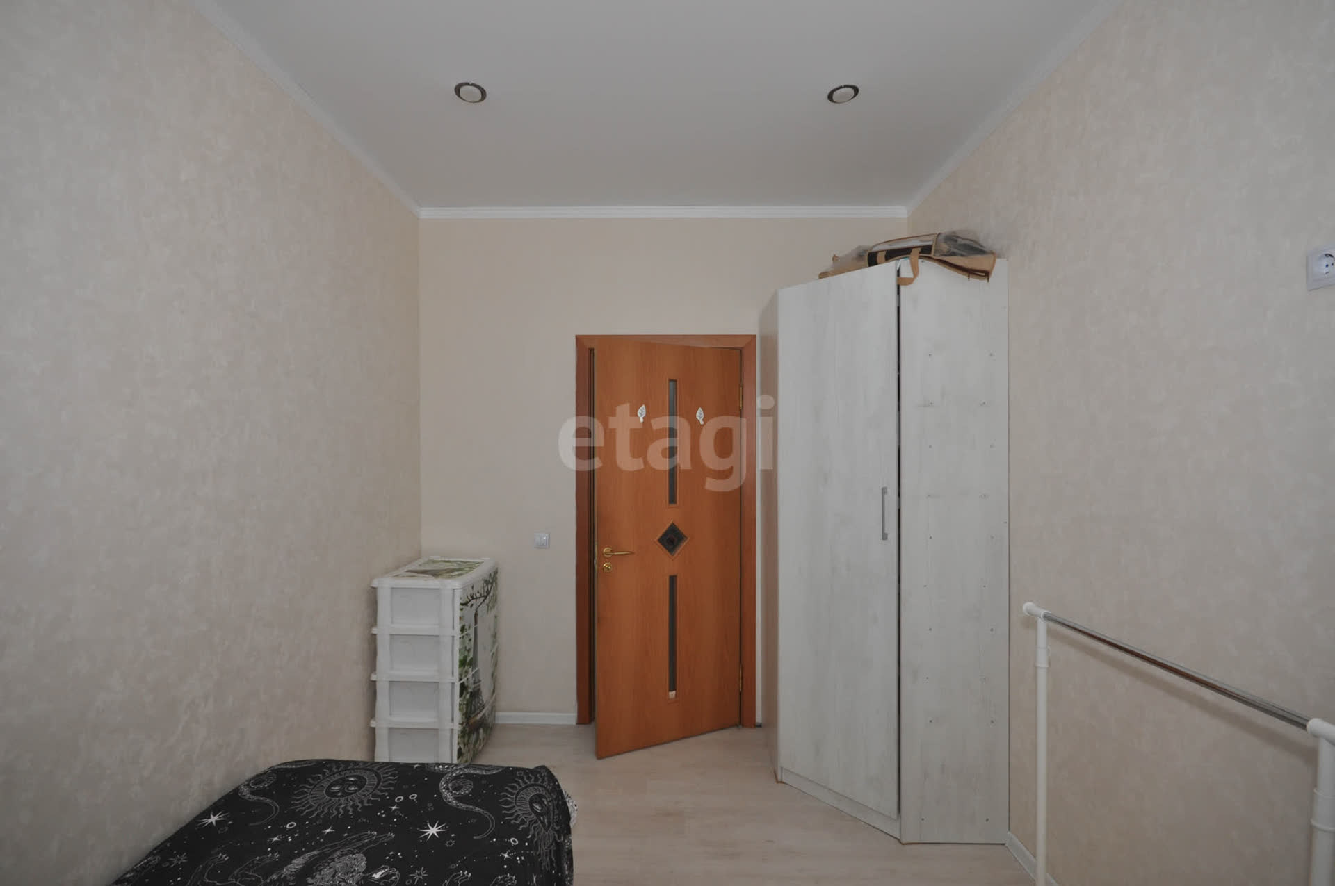 Продажа 3-комнатной квартиры, Южно-Сахалинск, Сахалинская область,  Южно-Сахалинск