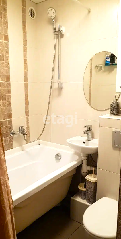 Продажа 2-комнатной квартиры, Южно-Сахалинск, Сахалинская область,  Южно-Сахалинск