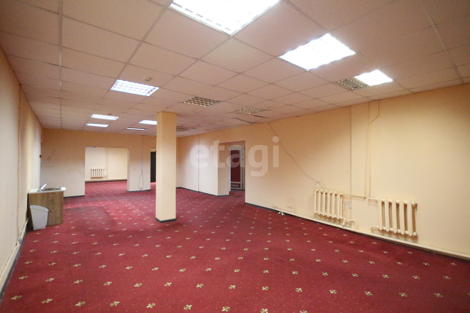 Аренда коммерческой недвижимости, 320м <sup>2</sup>, Новый Уренгой, Ямало-Ненецкий АО,  Новый Уренгой