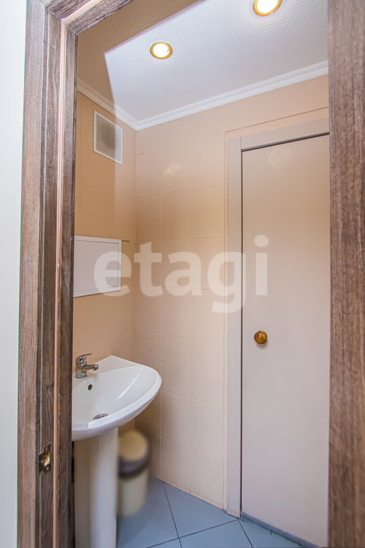 Продажа коммерческой недвижимости, 39м <sup>2</sup>, Улан-Удэ, Бурятия,  Улан-Удэ