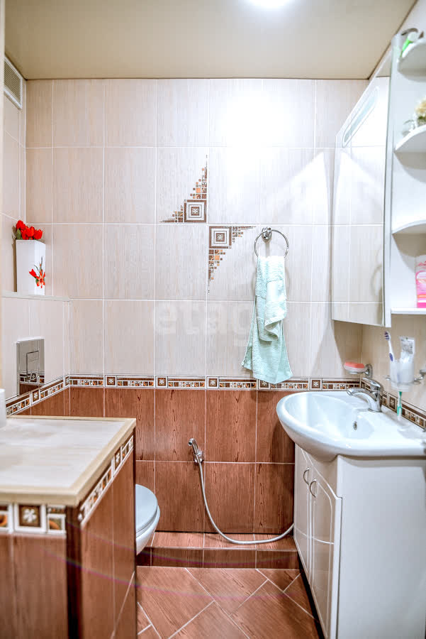 Продажа 3-комнатной квартиры, Южно-Сахалинск, Сахалинская область,  Южно-Сахалинск