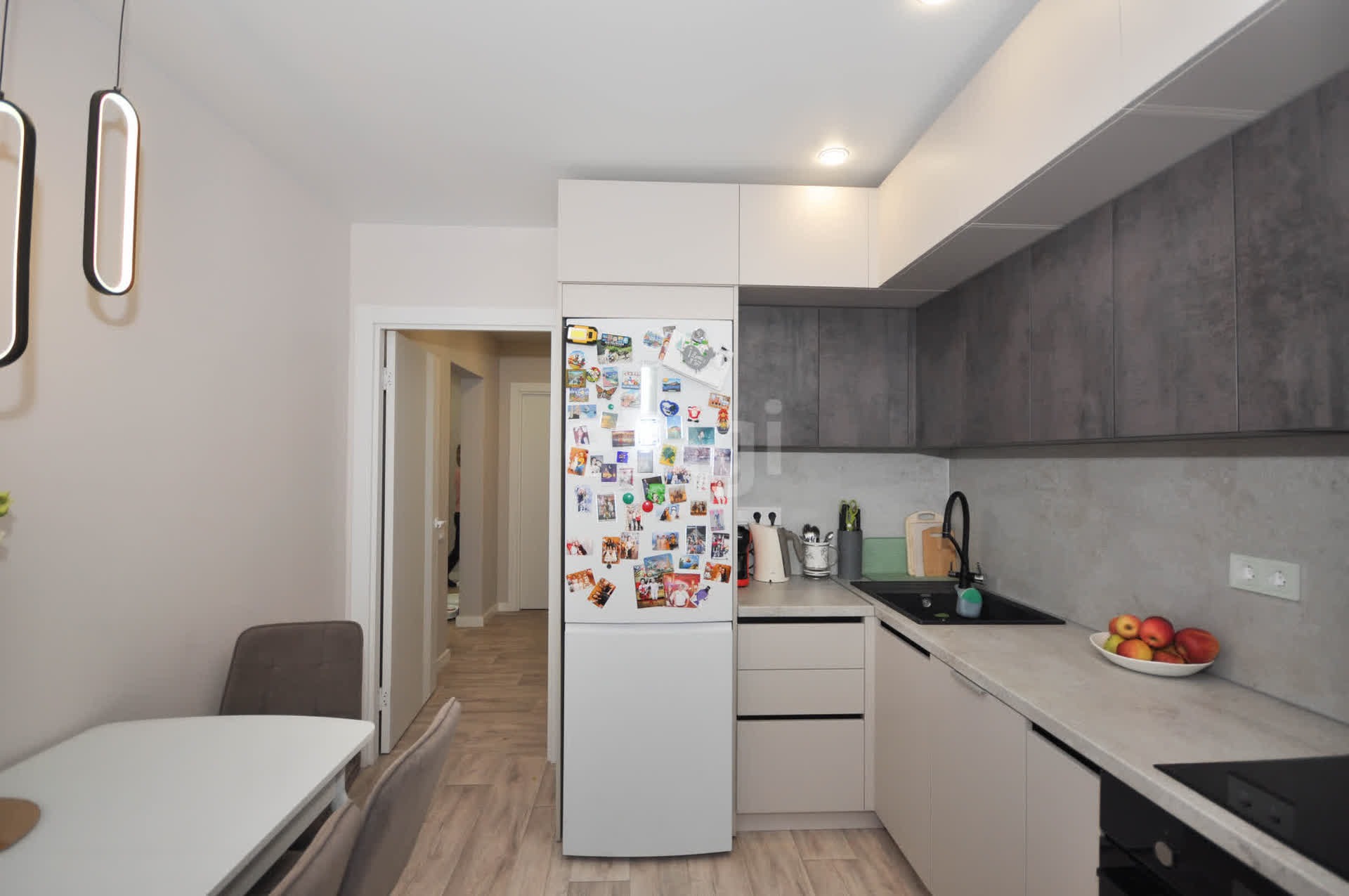 Продажа 3-комнатной квартиры, Южно-Сахалинск, Сахалинская область,  Южно-Сахалинск