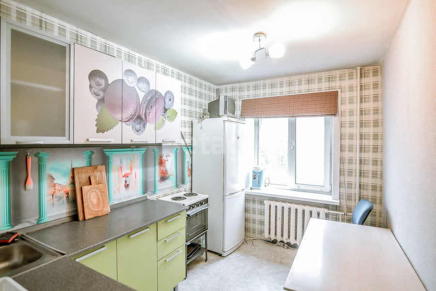 Продажа 2-комнатной квартиры, Южно-Сахалинск, Сахалинская область,  Южно-Сахалинск