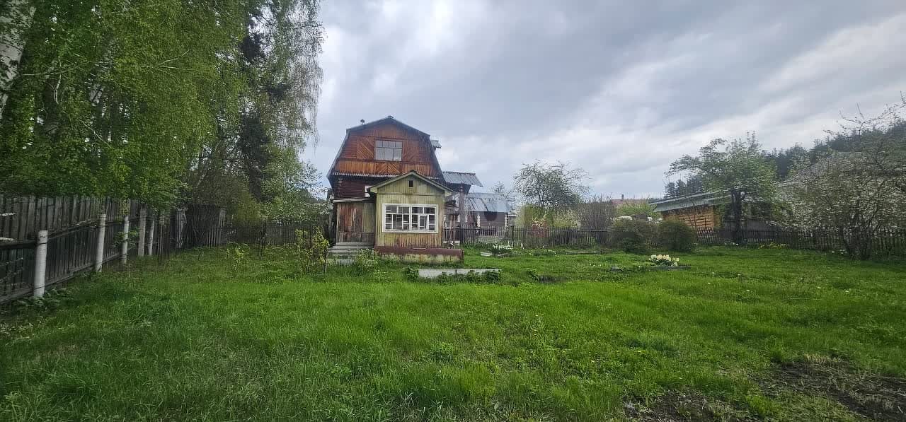 земельный участок под индивидуальное жилищное строительство   