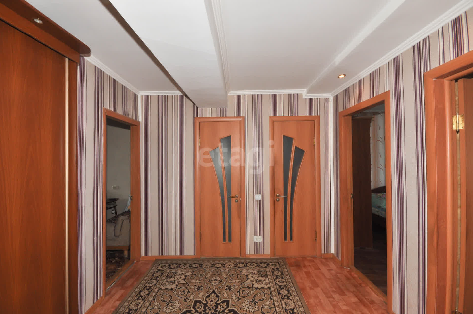 Продажа 4-комнатной квартиры, Южно-Сахалинск, Сахалинская область,  Южно-Сахалинск