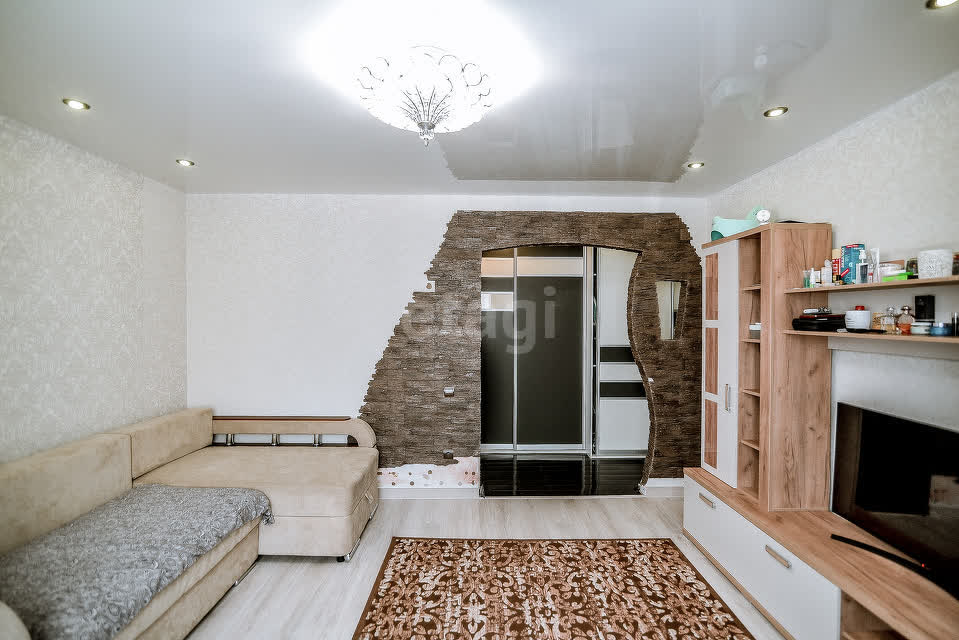 Продажа 3-комнатной квартиры, Южно-Сахалинск, Сахалинская область,  Южно-Сахалинск