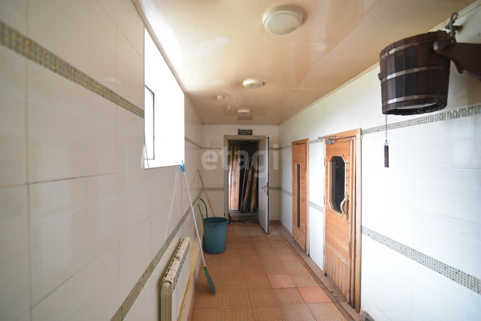 Продажа коммерческой недвижимости, 256м <sup>2</sup>, Южно-Сахалинск, Сахалинская область,  Южно-Сахалинск