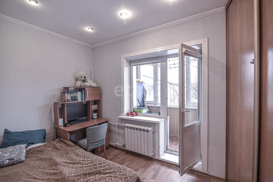 Продажа 2-комнатной квартиры, Южно-Сахалинск, Сахалинская область,  Южно-Сахалинск