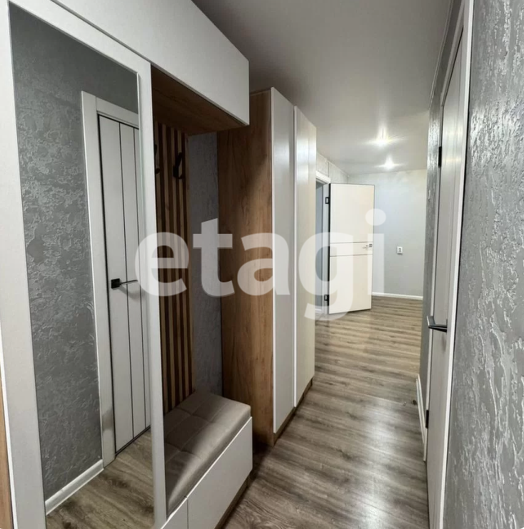 Продажа 3-комнатной квартиры, Улан-Удэ, Республика Бурятия,  Улан-Удэ