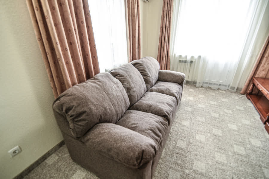 Аренда 2-комнатной квартиры, Южно-Сахалинск, Сахалинская область,  Южно-Сахалинск