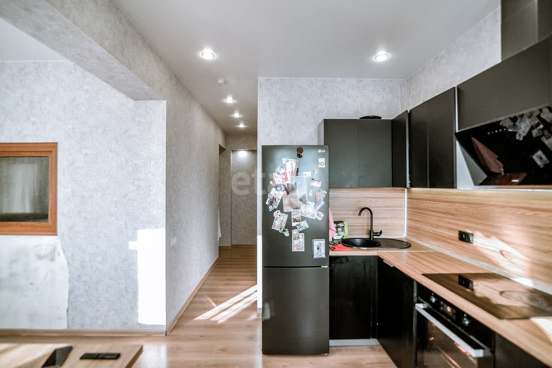 Продажа 2-комнатной квартиры, Южно-Сахалинск, Сахалинская область,  Южно-Сахалинск