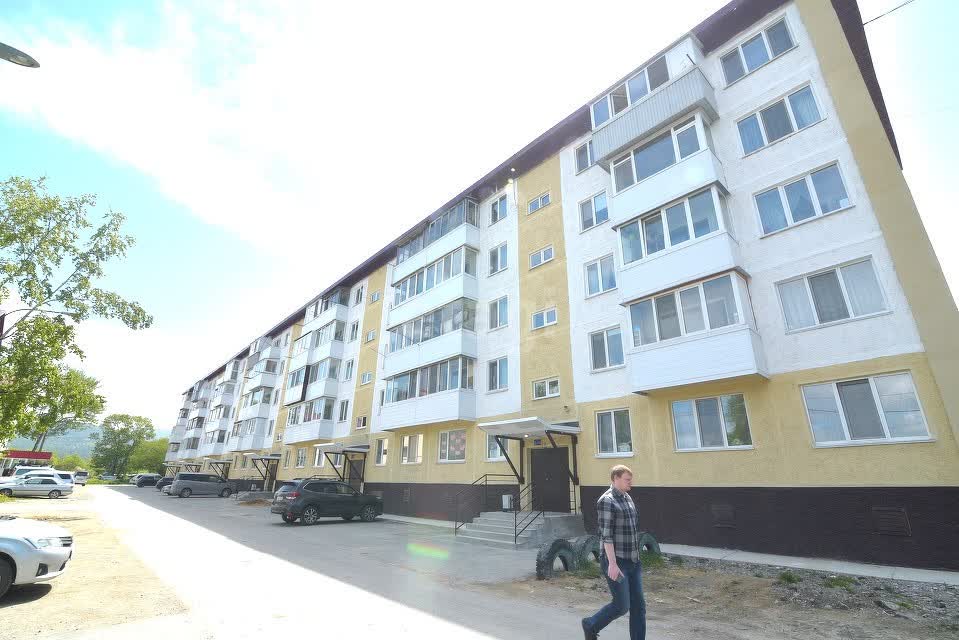 Продажа 2-комнатной квартиры, Южно-Сахалинск, Сахалинская область,  Южно-Сахалинск