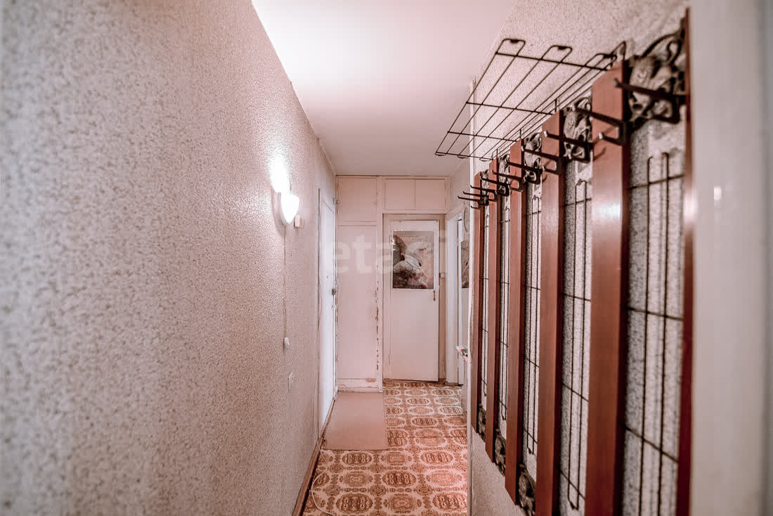 Продажа 4-комнатной квартиры, Южно-Сахалинск, Сахалинская область,  Южно-Сахалинск