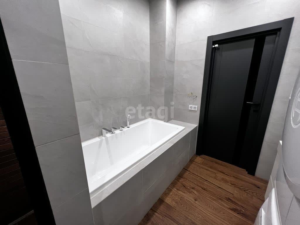 Продажа 2-комнатной квартиры, Южно-Сахалинск, Сахалинская область,  Южно-Сахалинск