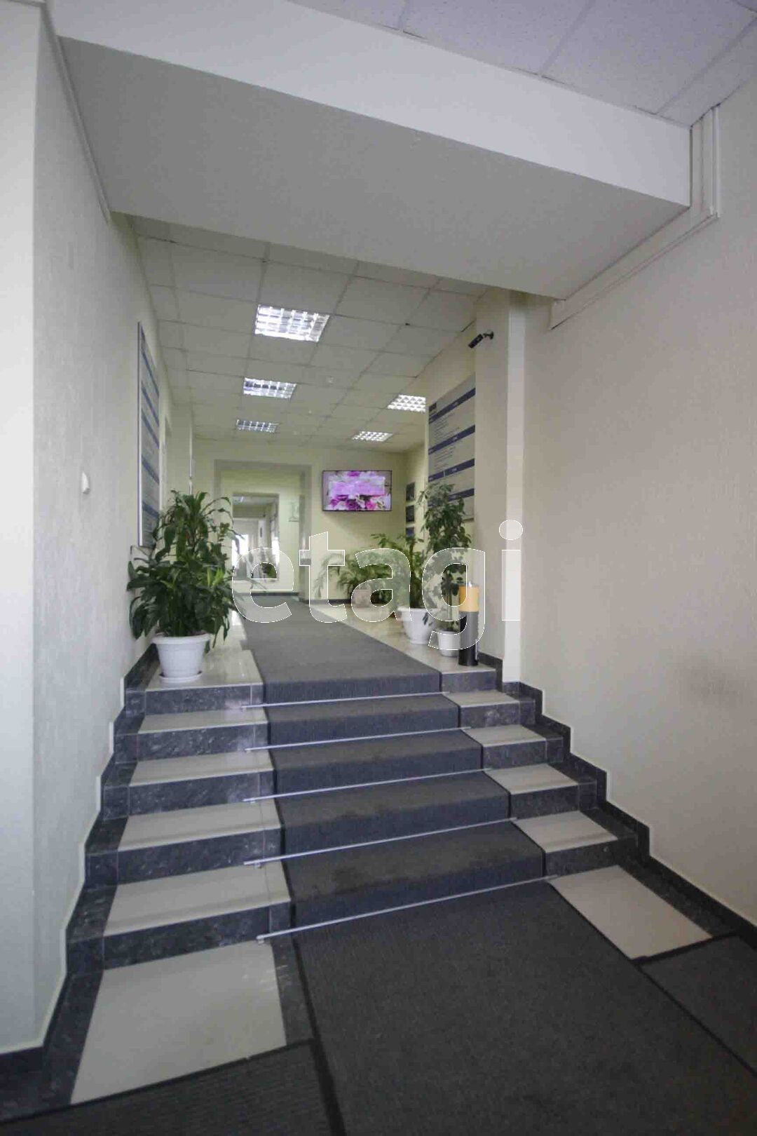 Аренда коммерческой недвижимости, 3458м <sup>2</sup>, Новый Уренгой, Ямало-Ненецкий АО,  Новый Уренгой