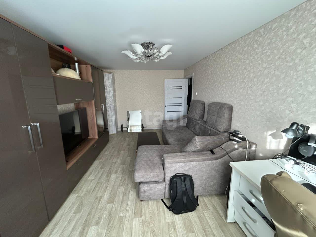 Продажа 2-комнатной квартиры, Южно-Сахалинск, Сахалинская область,  Южно-Сахалинск