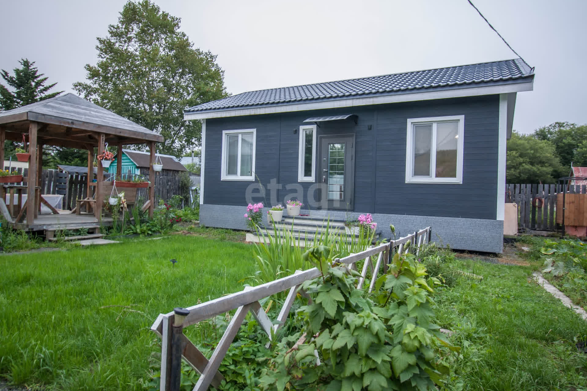 Продажа дома, 54м <sup>2</sup>, 4 сот., Южно-Сахалинск, Сахалинская область,  Южно-Сахалинск