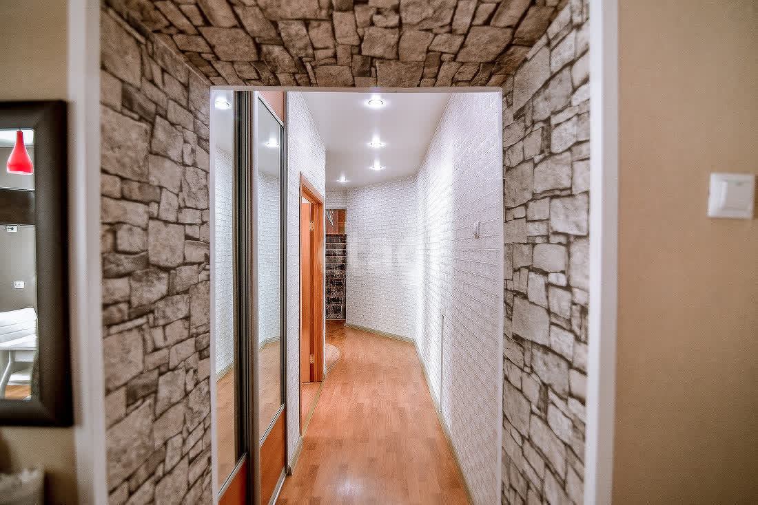 Продажа 2-комнатной квартиры, Южно-Сахалинск, Сахалинская область,  Южно-Сахалинск