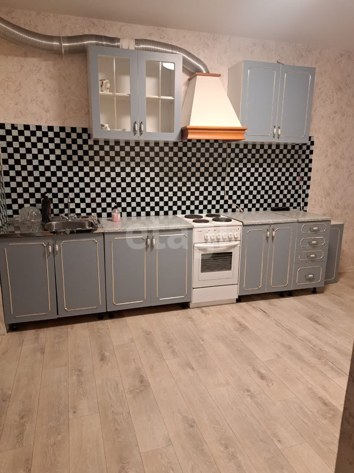 Продажа 2-комнатной квартиры, Южно-Сахалинск, Сахалинская область,  Южно-Сахалинск